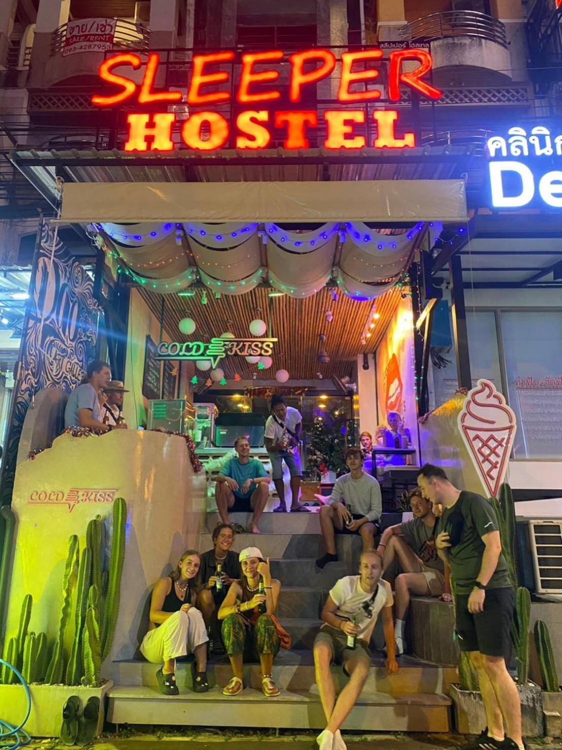 Ao Nang Sleeper Hostel מראה חיצוני תמונה