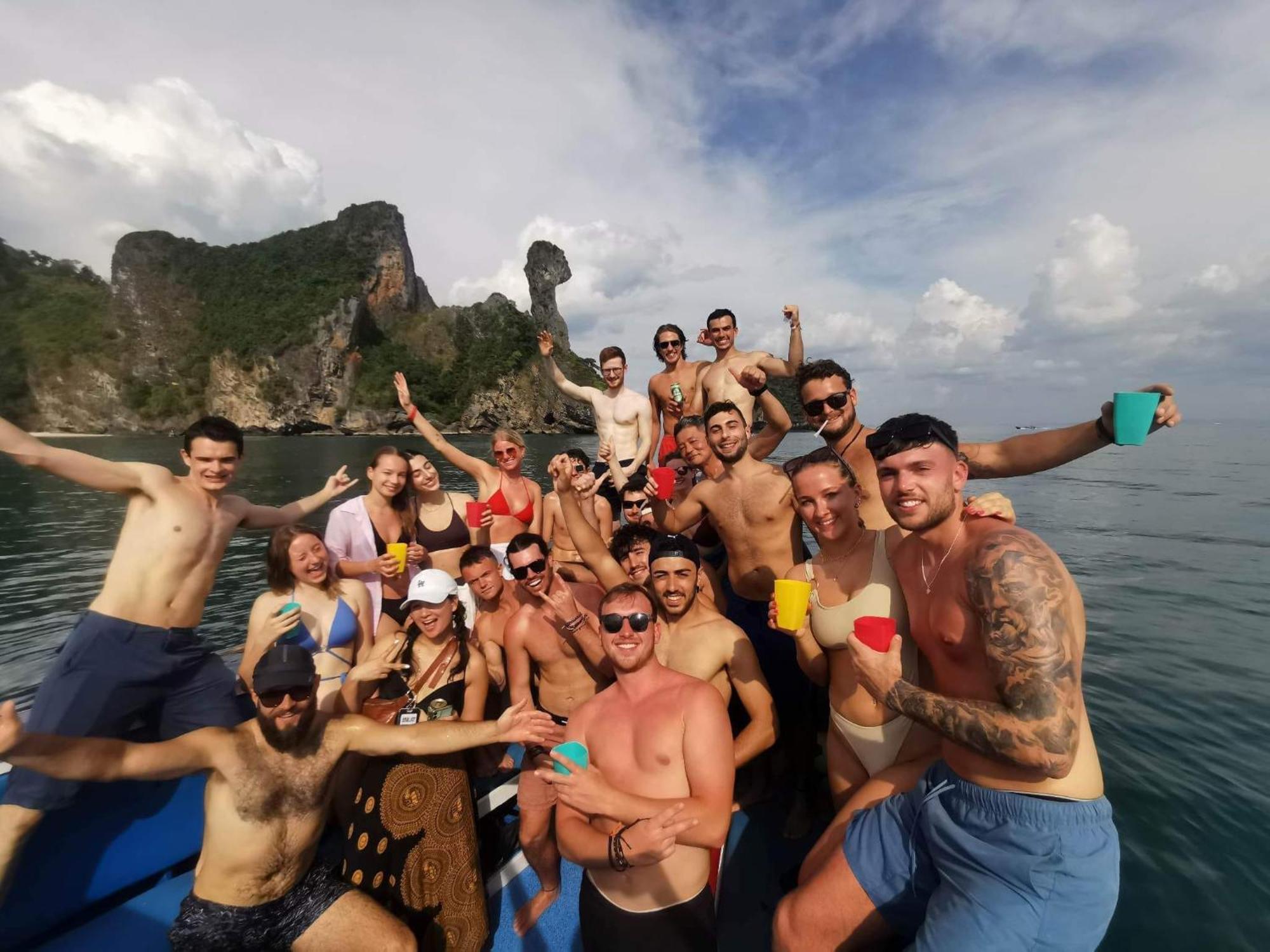 Ao Nang Sleeper Hostel מראה חיצוני תמונה