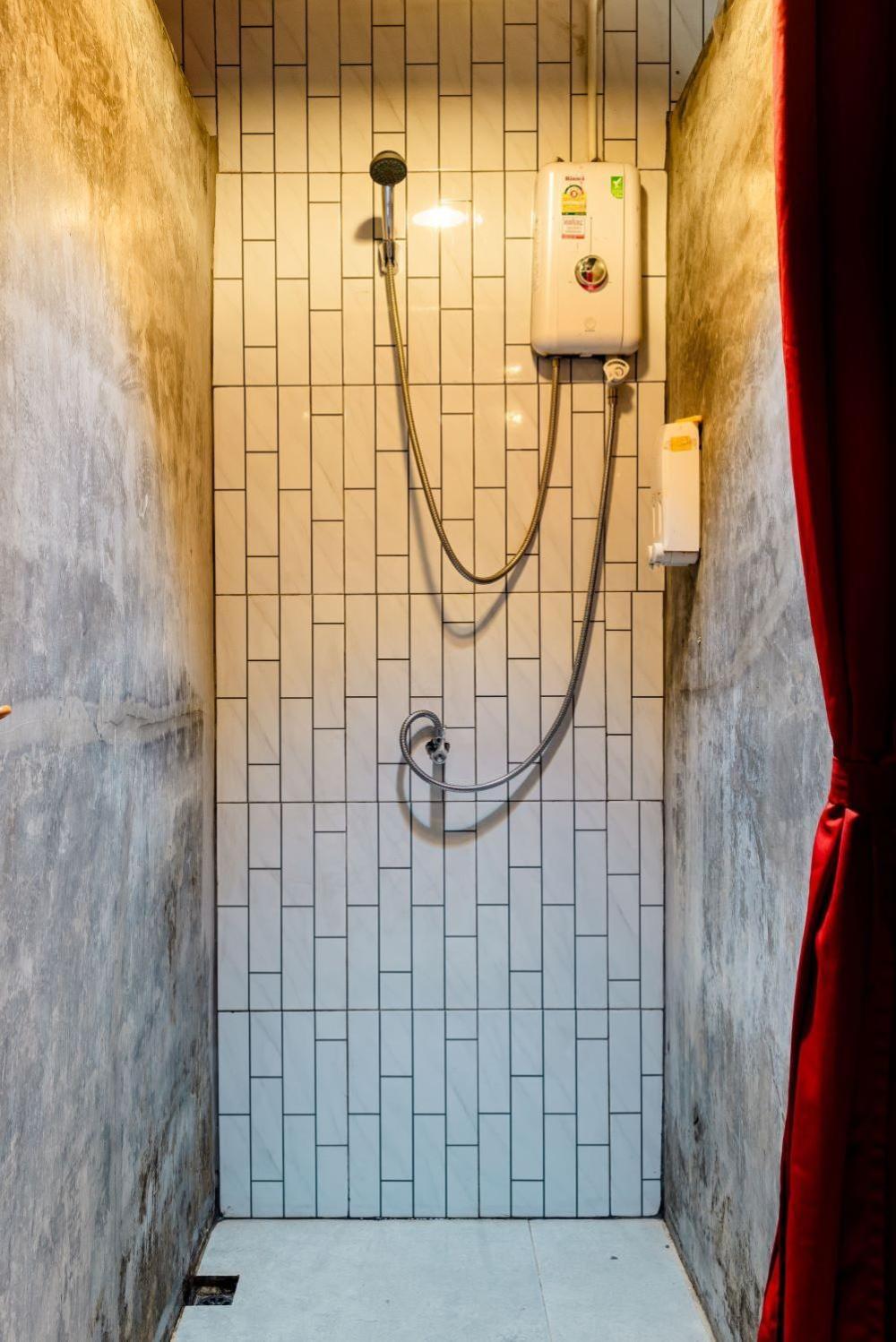 Ao Nang Sleeper Hostel מראה חיצוני תמונה